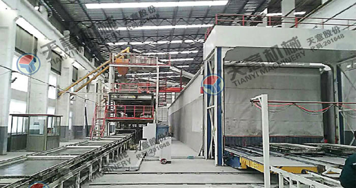 多功能平模夾芯墻板生產線